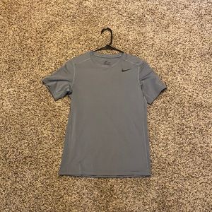 Gray Nike dri fit shirt sleeve